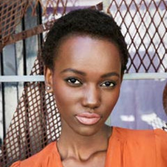 ​美宝莲纽约新任代言人HERIETH PAUL